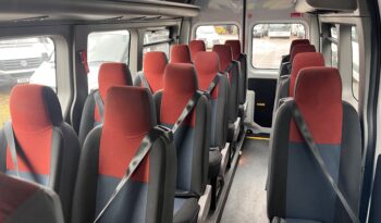 2016 (16) Renault Master 16 Seat Minibus full
